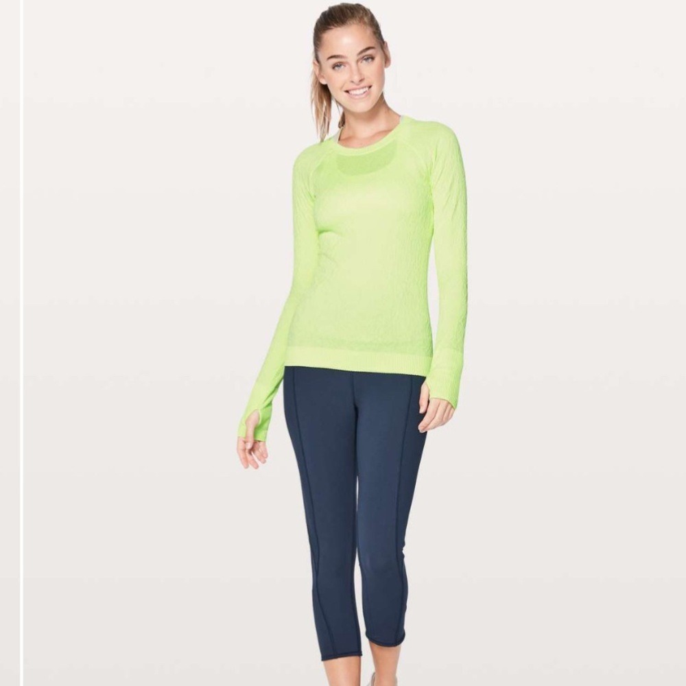 Lululemon Rest‎ Less Long Sleeve Pullover Clear Mint  size 2